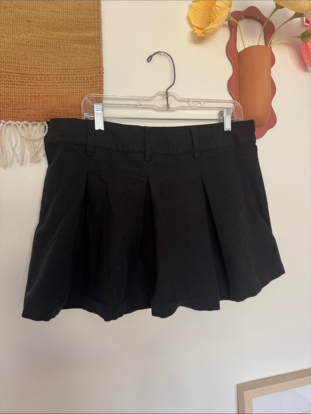 Wilfred Black Pleated Mini Skirt
